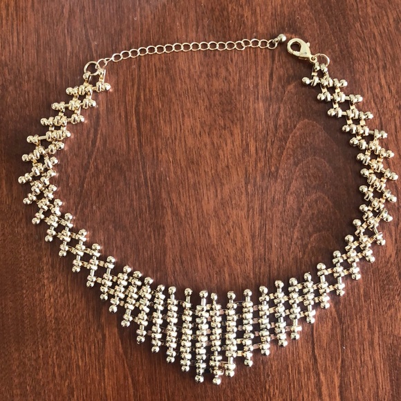 *NWOT* Gold necklace - Picture 4 of 4